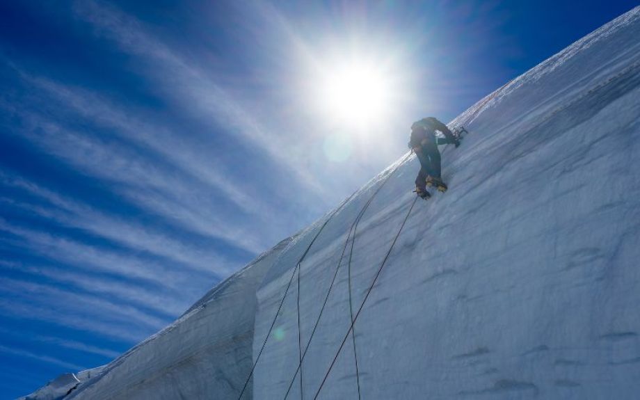 Ice Climbing Basics (9)
